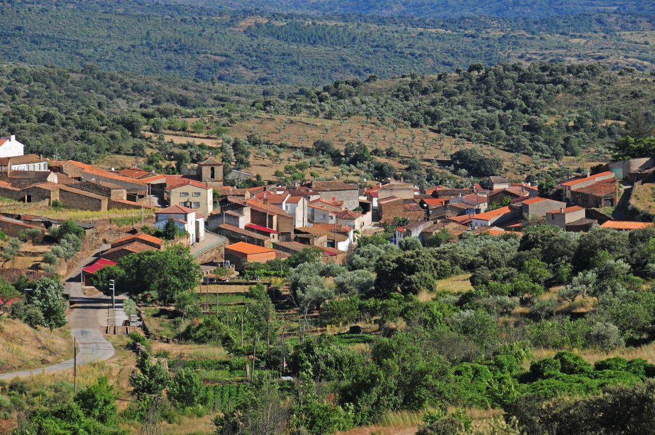 Posada De Los Aceiteros Ahigal de los Aceiteros Exterior photo